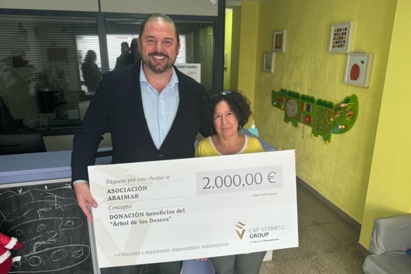 Cap Vermell Group donates 2,000 euros to the Balearic Association of Children with Rare Diseases