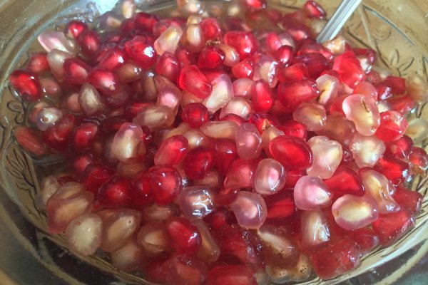 Pomegranates with muscatel