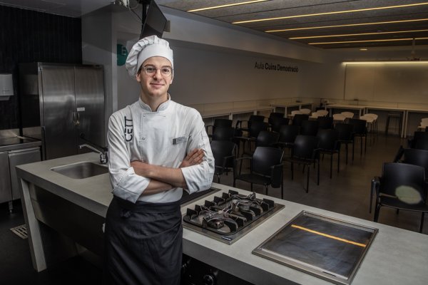 Pau Sintes, un jeune chef aux racines culinaires