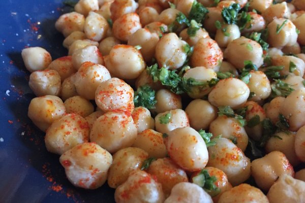 Boiled chickpeas